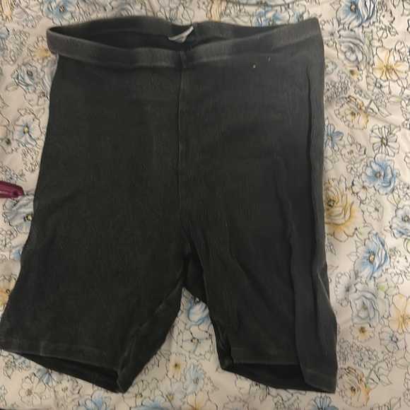 Black cloth biker shorts - Picture 2 of 2